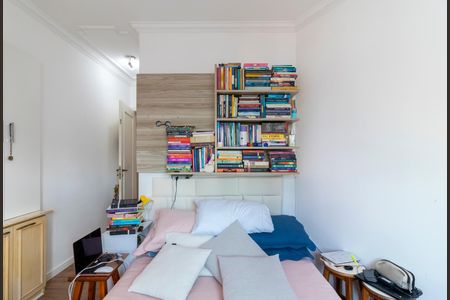 Apartamento à venda com 131m², 3 quartos e 2 vagasSuíte 2