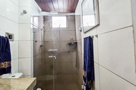Apartamento para alugar com 70m², 2 quartos e 1 vaga Apartamento para alugar com 70m², 2 quartos e 1 vagaBanheiro da Suíte 1