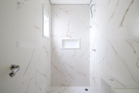 Apartamento à venda com 105m², 2 quartos e 2 vagasBanheiro da Suíte