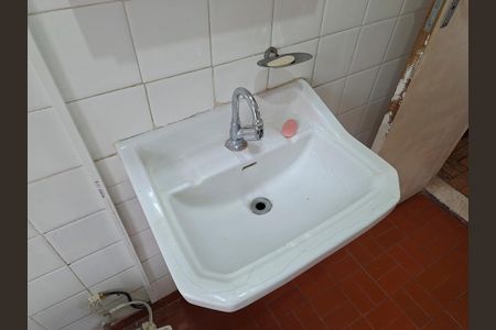 Casa à venda com 150m², 3 quartos e 1 vagaBanheiro