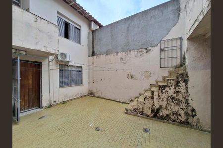 Casa à venda com 150m², 3 quartos e 1 vagaÁrea de Serviço