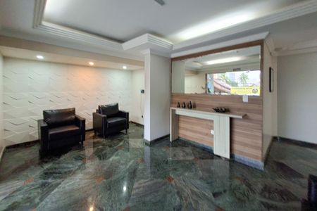 Apartamento para alugar com 70m², 2 quartos e 1 vaga Apartamento para alugar com 70m², 2 quartos e 1 vagaHall de entrada
