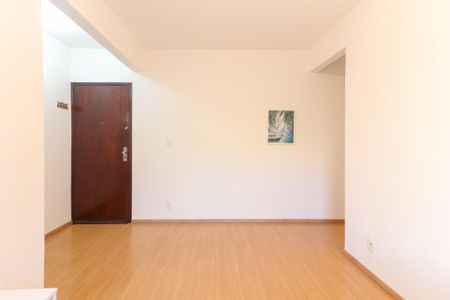 Apartamento para alugar com 54m², 2 quartos e sem vaga Apartamento para alugar com 54m², 2 quartos e sem vagaSala