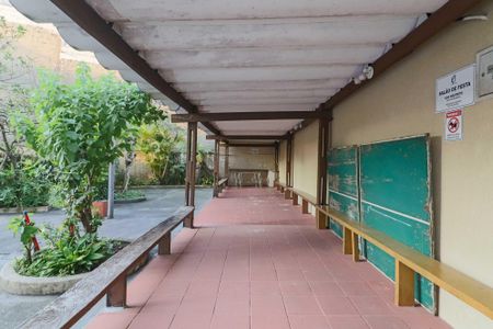 Apartamento para alugar com 54m², 2 quartos e sem vaga Apartamento para alugar com 54m², 2 quartos e sem vagaÁrea comum - Salão de festas