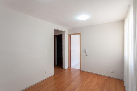 Apartamento para alugar com 46m², 2 quartos e 1 vaga Apartamento para alugar com 46m², 2 quartos e 1 vagaSala