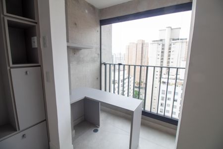 Apartamento à venda com 71m², 2 quartos e 1 vagaVaranda 