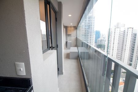 Apartamento à venda com 71m², 2 quartos e 1 vagaÁrea de Serviço