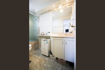 Apartamento à venda com 57m², 1 quarto e 1 vaga Apartamento à venda com 57m², 1 quarto e 1 vagaBanheiro Suíte