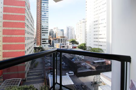 Apartamento à venda com 57m², 1 quarto e 1 vaga Apartamento à venda com 57m², 1 quarto e 1 vagaVaranda