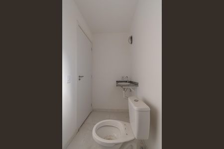 Apartamento para alugar com 58m², 2 quartos e 1 vaga Apartamento para alugar com 58m², 2 quartos e 1 vagaBanheiro da Suíte