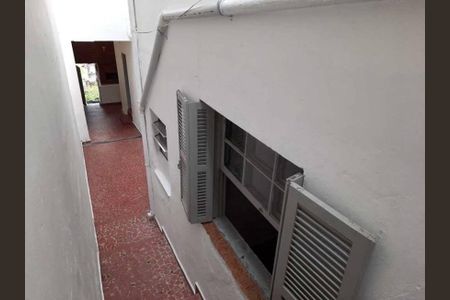 Casa à venda com 155m², 2 quartos e 1 vaga Casa à venda com 155m², 2 quartos e 1 vagaCorredor