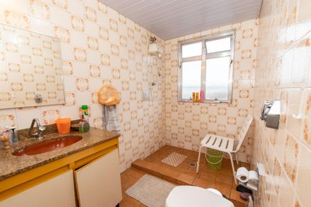 Casa à venda com 155m², 2 quartos e 1 vaga Casa à venda com 155m², 2 quartos e 1 vagaBanheiro da suíte