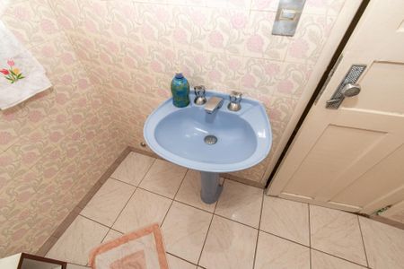 Casa à venda com 155m², 2 quartos e 1 vaga Casa à venda com 155m², 2 quartos e 1 vagaBanheiro Social