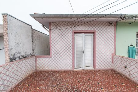 Casa à venda com 155m², 2 quartos e 1 vaga Casa à venda com 155m², 2 quartos e 1 vagaVaranda do quarto