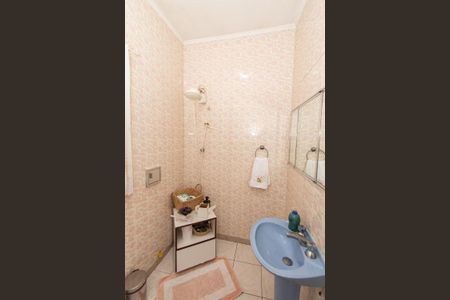 Casa à venda com 155m², 2 quartos e 1 vaga Casa à venda com 155m², 2 quartos e 1 vagaBanheiro Social