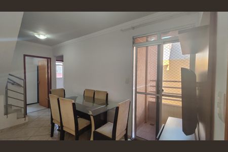 Apartamento à venda com 100m², 2 quartos e 1 vagaSala