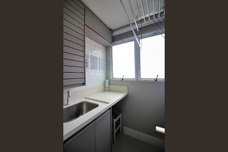 Apartamento para alugar com 56m², 2 quartos e 1 vagaÁrea de Serviço