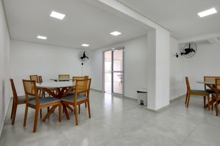 Apartamento para alugar com 79m², 2 quartos e 1 vagaÁrea comum - Salão de festas