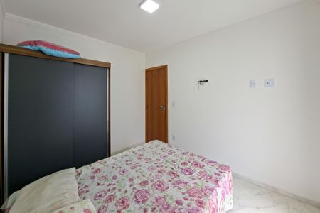 Apartamento para alugar com 79m², 2 quartos e 1 vagaQuarto