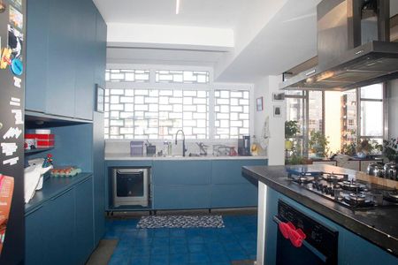 Apartamento à venda com 254m², 4 quartos e sem vagaCozinha