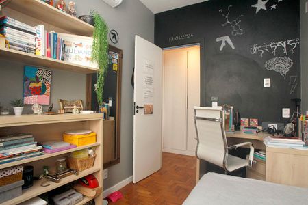 Apartamento à venda com 254m², 4 quartos e sem vagaQuarto 1