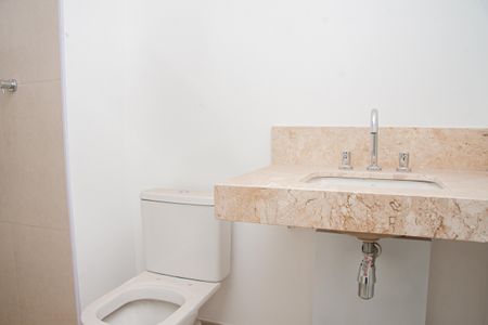 Apartamento à venda com 147m², 3 quartos e 2 vagas Apartamento à venda com 147m², 3 quartos e 2 vagasBanheiro da Suíteto 1