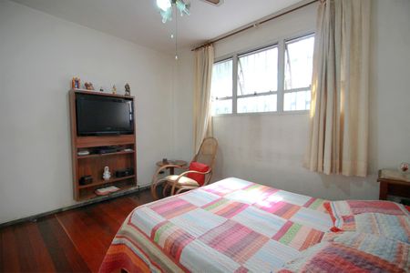 Apartamento à venda com 103m², 3 quartos e 2 vagasQuarto 2