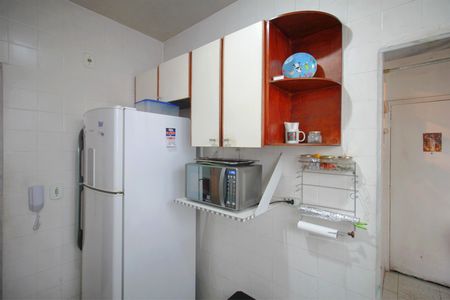 Apartamento à venda com 103m², 3 quartos e 2 vagasCozinha