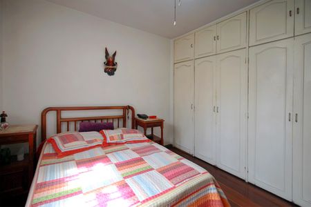 Apartamento à venda com 103m², 3 quartos e 2 vagasQuarto 2