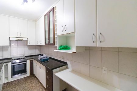 Casa para alugar com 170m², 3 quartos e 2 vagas Casa para alugar com 170m², 3 quartos e 2 vagasCozinha