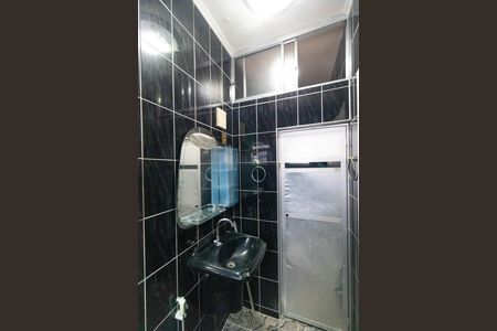 Casa para alugar com 170m², 3 quartos e 2 vagas Casa para alugar com 170m², 3 quartos e 2 vagasBanheiro Social