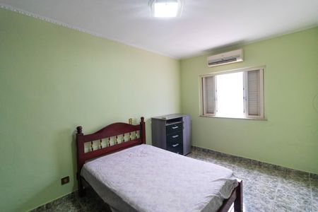 Casa para alugar com 170m², 3 quartos e 2 vagas Casa para alugar com 170m², 3 quartos e 2 vagasSuite