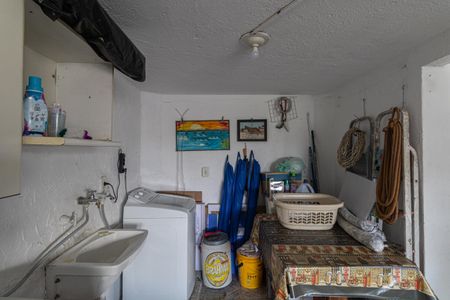 Casa à venda com 148m², 3 quartos e 1 vaga Casa à venda com 148m², 3 quartos e 1 vagaÁrea de Serviço