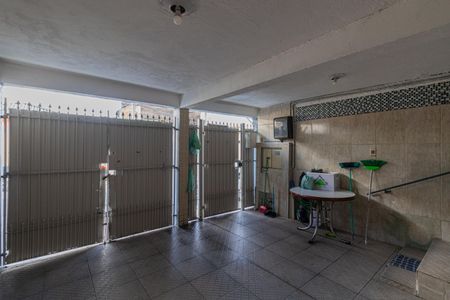 Casa à venda com 148m², 3 quartos e 1 vaga Casa à venda com 148m², 3 quartos e 1 vagaGaragem