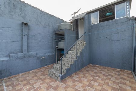 Casa à venda com 148m², 3 quartos e 1 vaga Casa à venda com 148m², 3 quartos e 1 vagaVaranda