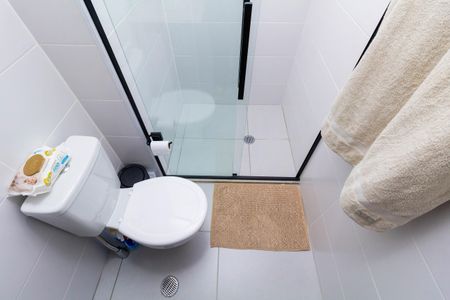 Apartamento para alugar com 65m², 2 quartos e 1 vaga Apartamento para alugar com 65m², 2 quartos e 1 vagaBanheiro 1