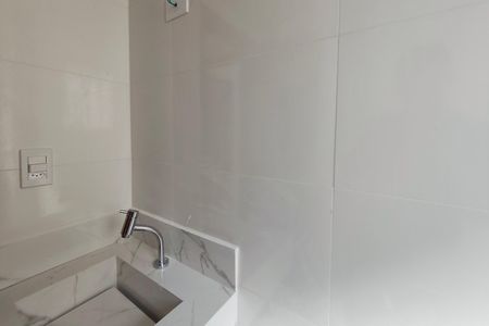 Apartamento à venda com 73m², 2 quartos e 1 vaga Apartamento à venda com 73m², 2 quartos e 1 vagaBanheiro
