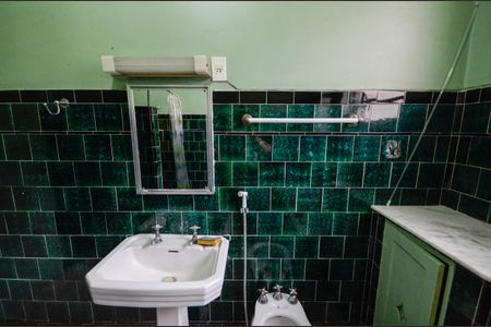 Apartamento à venda com 120m², 3 quartos e sem vagaBanheiro