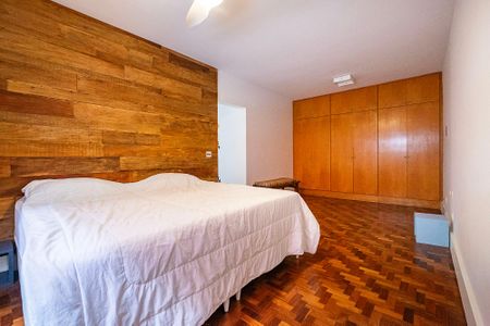 Apartamento à venda com 155m², 3 quartos e 1 vaga Apartamento à venda com 155m², 3 quartos e 1 vagaSuíte