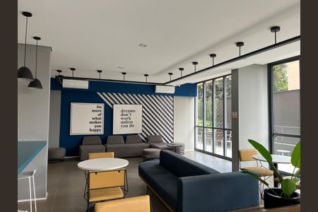 Apartamento para alugar com 33m², 1 quarto e sem vaga Apartamento para alugar com 33m², 1 quarto e sem vagaCoworking