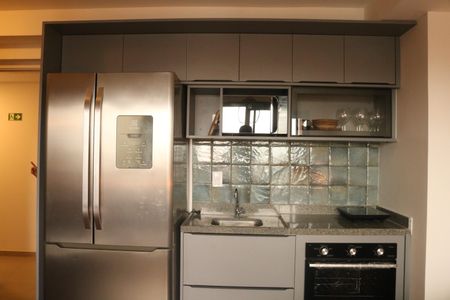 Apartamento para alugar com 33m², 1 quarto e sem vagaSala e Cozinha Integrada