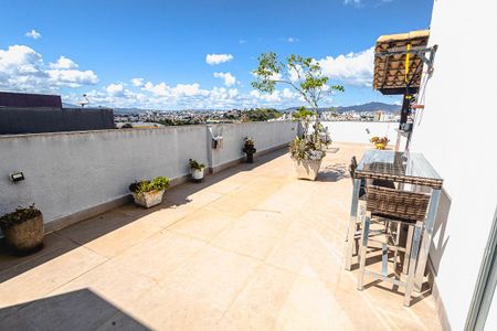 Apartamento à venda com 350m², 5 quartos e 2 vagasTerraço