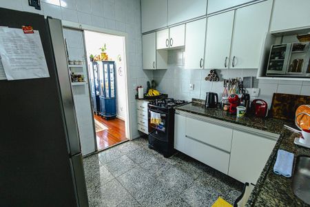 Apartamento à venda com 350m², 5 quartos e 2 vagasCozinha