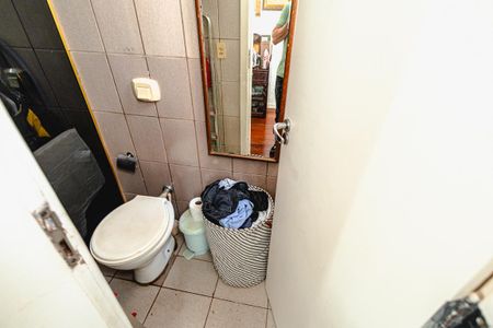 Apartamento à venda com 350m², 5 quartos e 2 vagasBanheiro 2