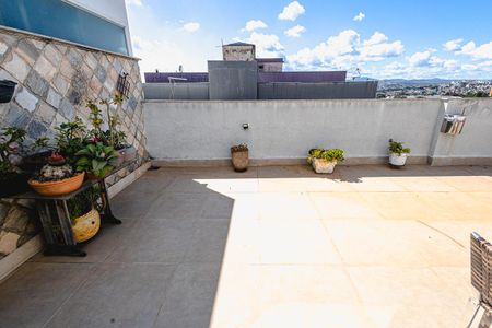 Apartamento à venda com 350m², 5 quartos e 2 vagasTerraço