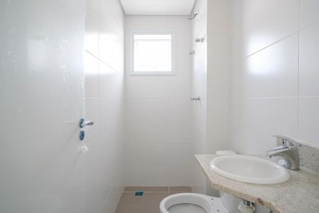 Apartamento à venda com 68m², 2 quartos e 2 vagasBanheiro da suíte 2