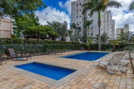 Apartamento para alugar com 112m², 2 quartos e 1 vaga Apartamento para alugar com 112m², 2 quartos e 1 vagaÁrea comum - Piscina