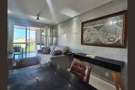 Apartamento à venda com 95m², 3 quartos e 2 vagasSala