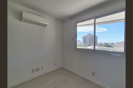 Apartamento para alugar com 95m², 3 quartos e 2 vagasQuarto