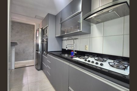 Apartamento à venda com 95m², 3 quartos e 2 vagasCozinha